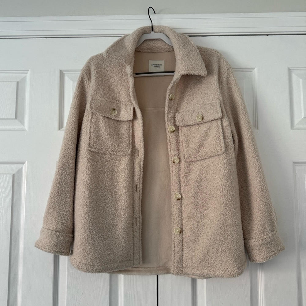 Abercrombie & Fitch Sherpa Tan Coat